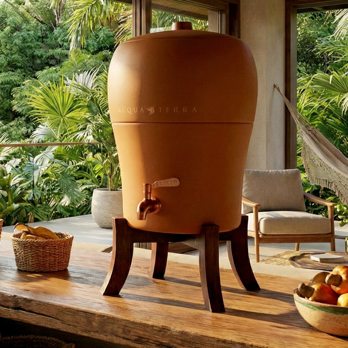 Acquaterra 6L ceramic water filter — lifestyle shot