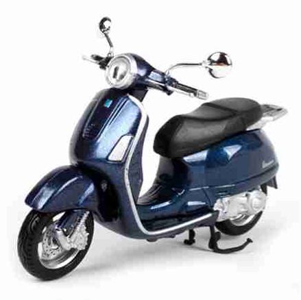 Vespa Granturismo 2003 1:18 Maisto Blue Metal Motorcycle Miniature Collection