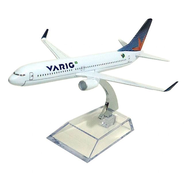 Original Commercial airplane Varig Boeing 737 Miniature Metal Collection Figure