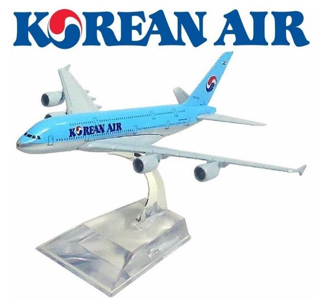 Commercial Airplane Korean Airbus A380 Metal Miniature Collection Figure