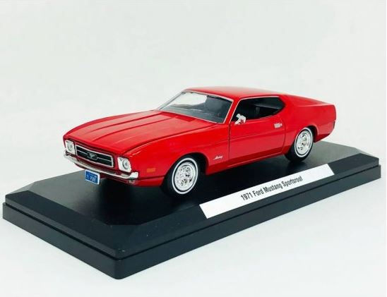 Original Miniature Car Ford Mustang Sportsroof (1971) Red 1:24 Motor Max